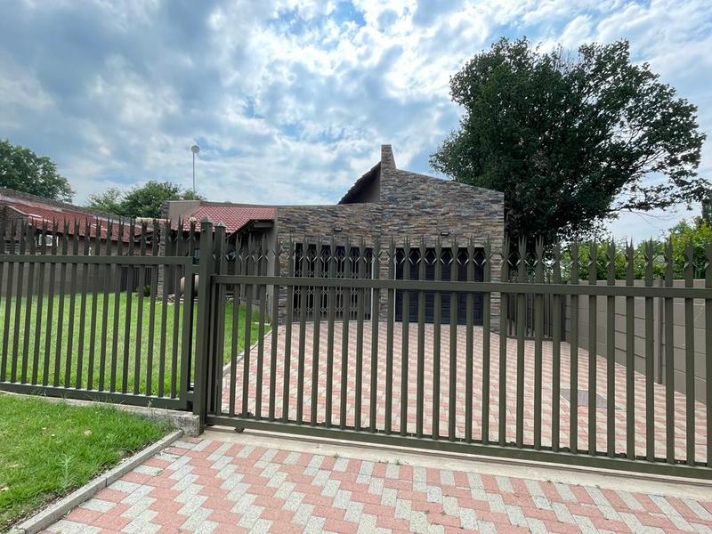 3 Bedroom Property for Sale in Standerton Mpumalanga