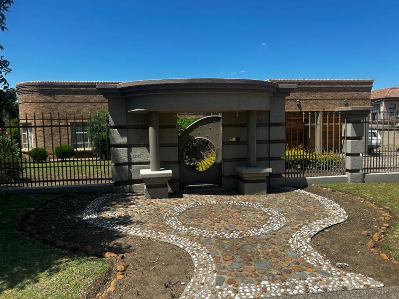 4 Bedroom Property for Sale in Standerton Mpumalanga
