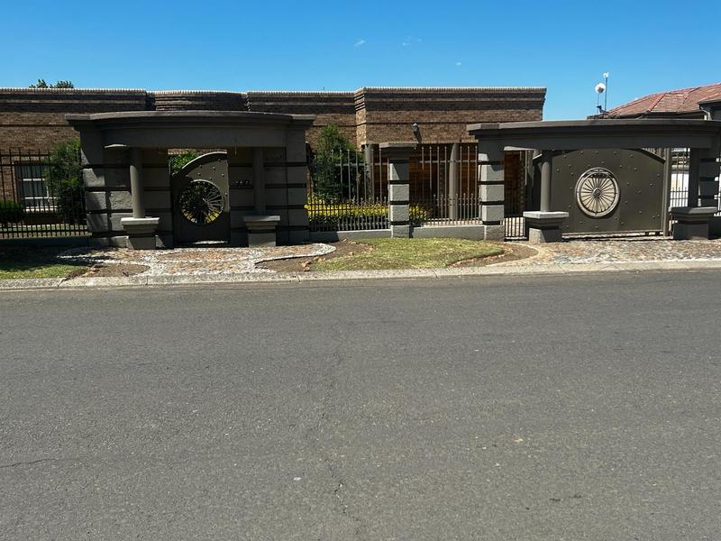 4 Bedroom Property for Sale in Standerton Mpumalanga