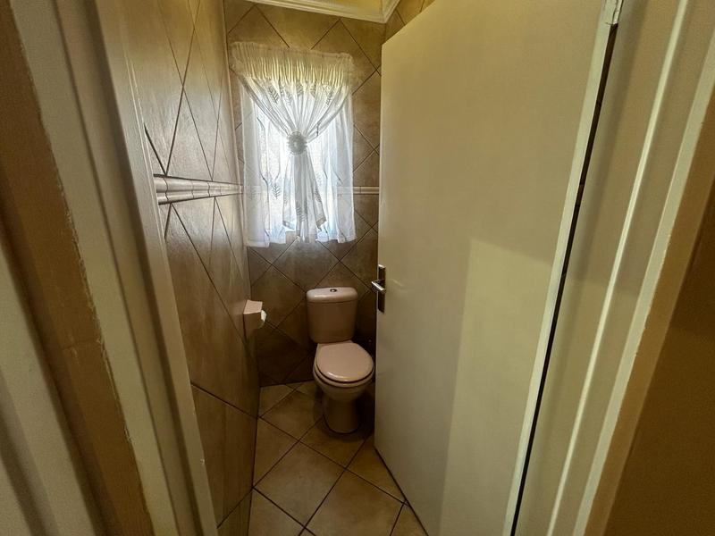 4 Bedroom Property for Sale in Standerton Mpumalanga