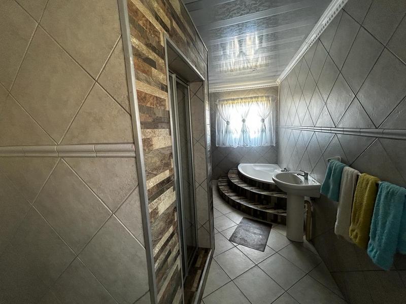 4 Bedroom Property for Sale in Standerton Mpumalanga