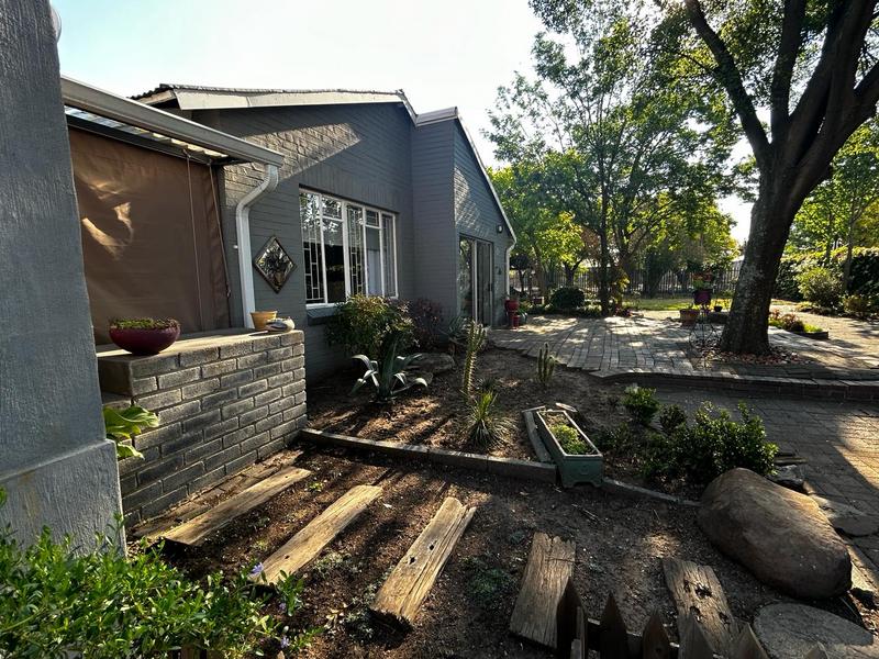 5 Bedroom Property for Sale in Standerton Mpumalanga