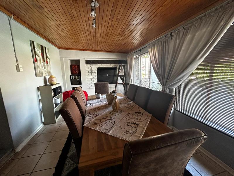 5 Bedroom Property for Sale in Standerton Mpumalanga