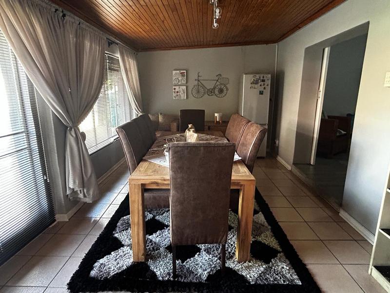 5 Bedroom Property for Sale in Standerton Mpumalanga