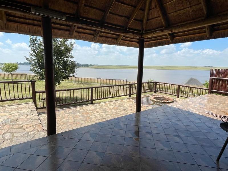 2 Bedroom Property for Sale in Standerton Mpumalanga