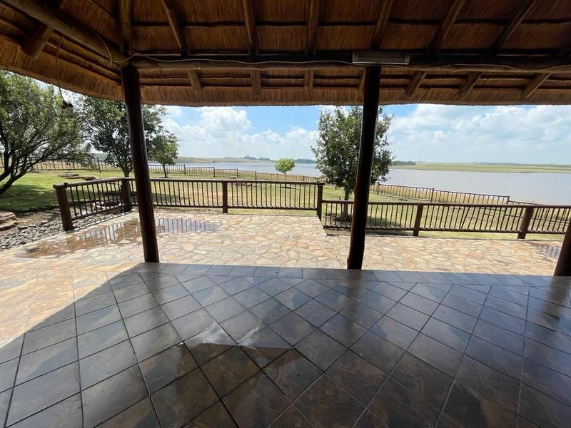 2 Bedroom Property for Sale in Standerton Mpumalanga