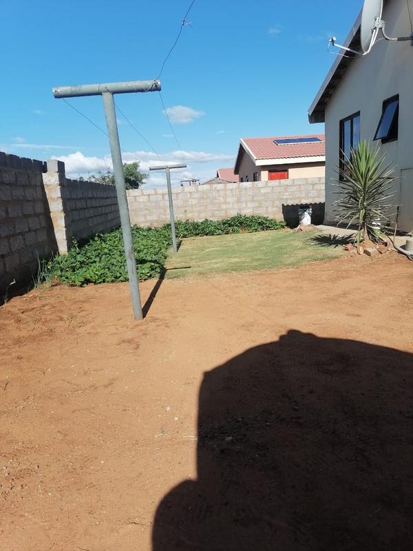 2 Bedroom Property for Sale in Hlalanikahle Mpumalanga