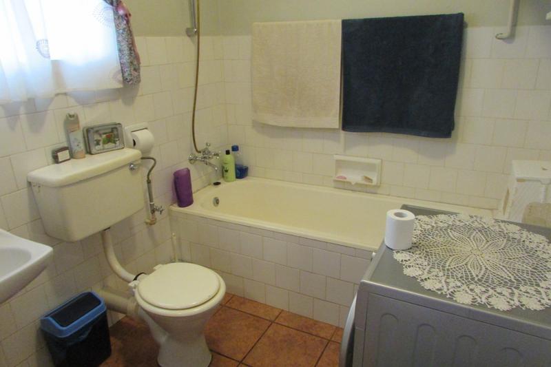 1 Bedroom Property for Sale in White River Mpumalanga