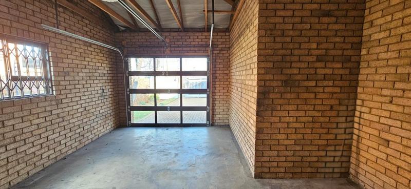 2 Bedroom Property for Sale in Mineralia Mpumalanga