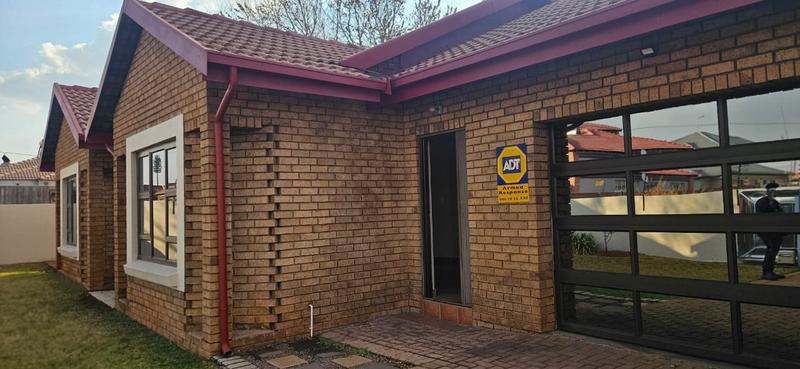 2 Bedroom Property for Sale in Mineralia Mpumalanga