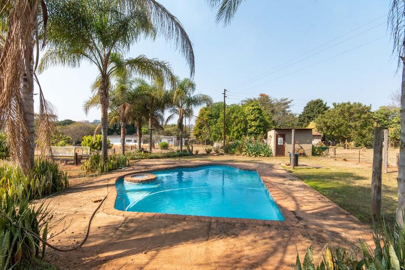 16 Bedroom Property for Sale in White River Estates Mpumalanga