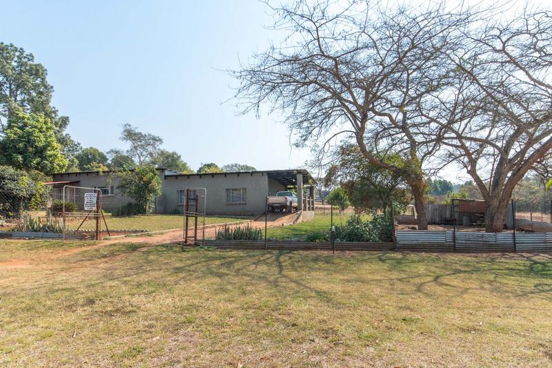 16 Bedroom Property for Sale in White River Estates Mpumalanga