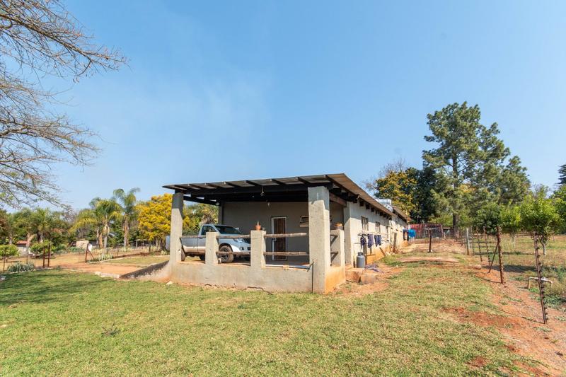 16 Bedroom Property for Sale in White River Estates Mpumalanga