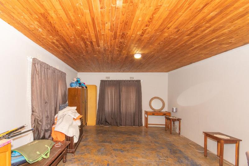 16 Bedroom Property for Sale in White River Estates Mpumalanga