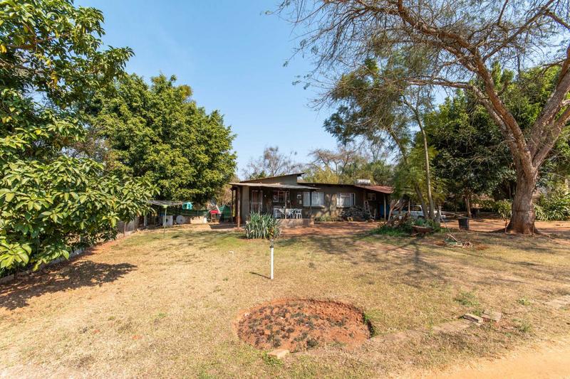 16 Bedroom Property for Sale in White River Estates Mpumalanga