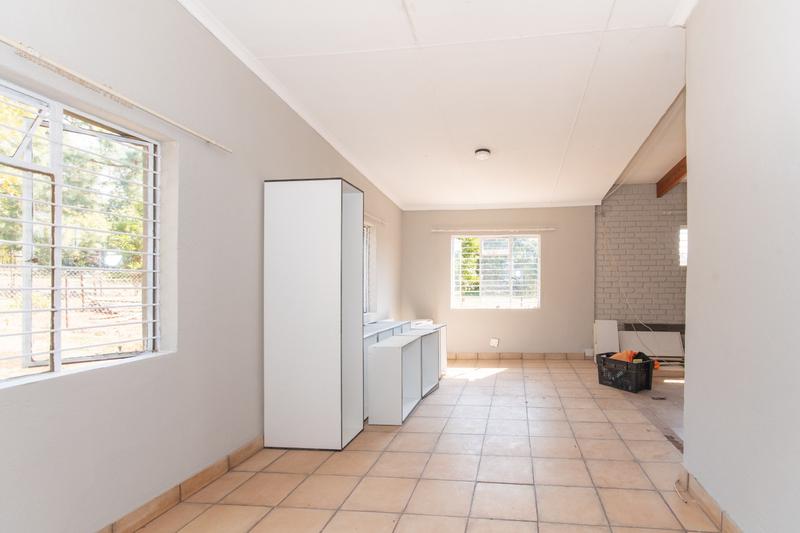 16 Bedroom Property for Sale in White River Estates Mpumalanga
