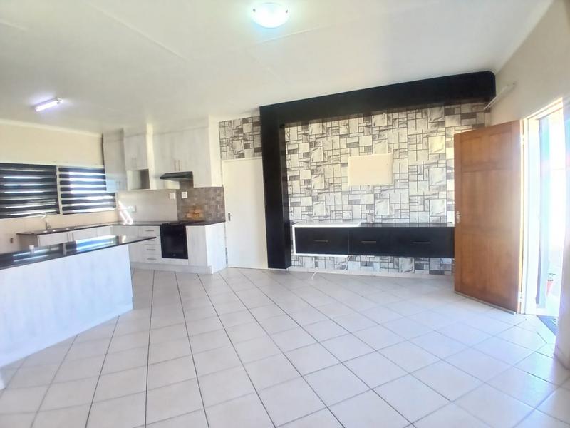 4 Bedroom Property for Sale in Ermelo Mpumalanga
