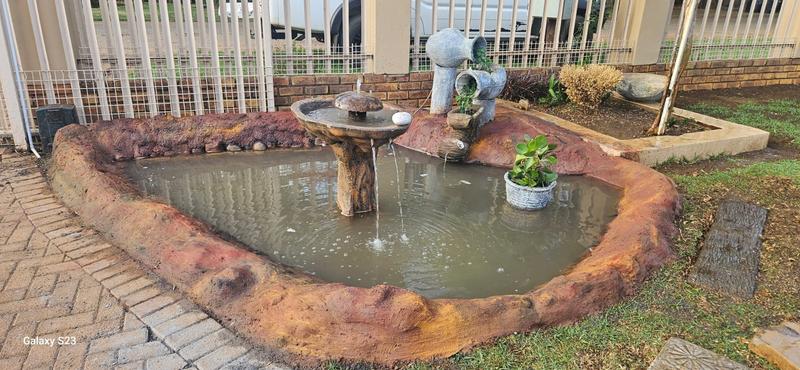 4 Bedroom Property for Sale in Eloff Mpumalanga
