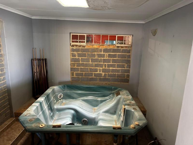 4 Bedroom Property for Sale in Eloff Mpumalanga