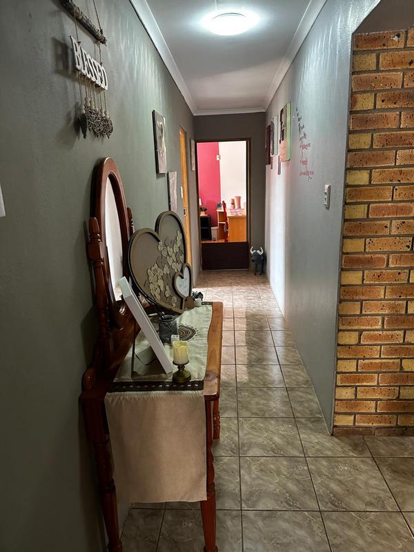 4 Bedroom Property for Sale in Eloff Mpumalanga