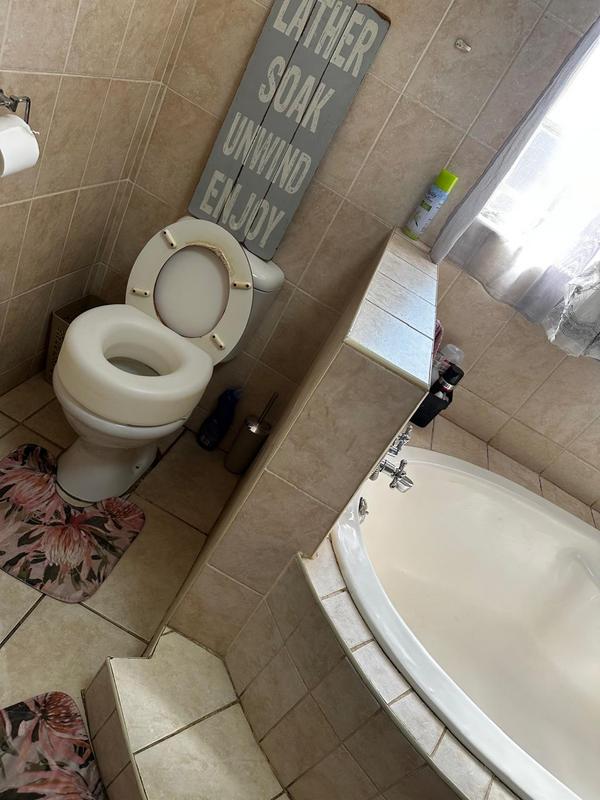 4 Bedroom Property for Sale in Eloff Mpumalanga