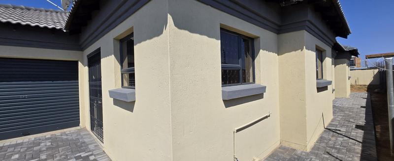 4 Bedroom Property for Sale in Aerorand Mpumalanga
