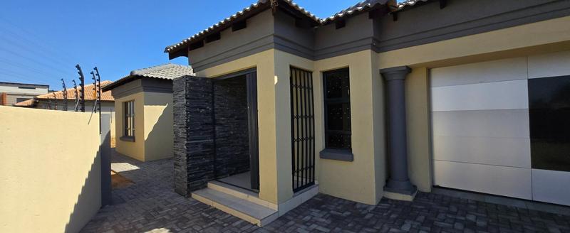4 Bedroom Property for Sale in Aerorand Mpumalanga