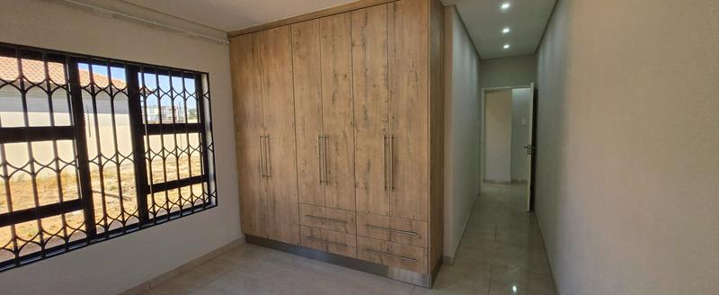 4 Bedroom Property for Sale in Aerorand Mpumalanga