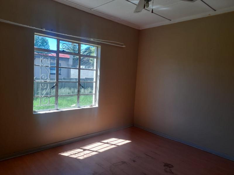 To Let 5 Bedroom Property for Rent in Ermelo Mpumalanga