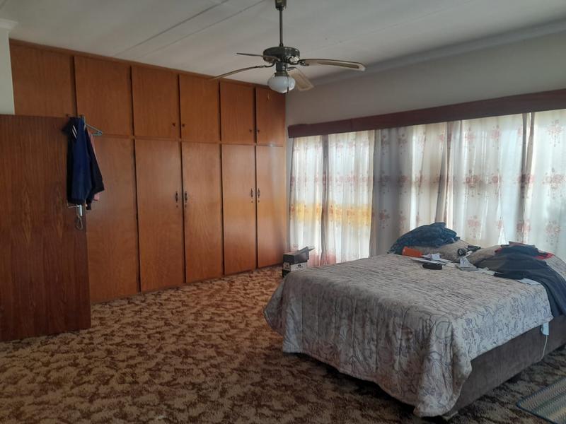 To Let 6 Bedroom Property for Rent in Ermelo Mpumalanga