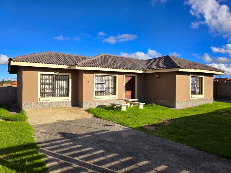 4 Bedroom Property for Sale in Ermelo Mpumalanga