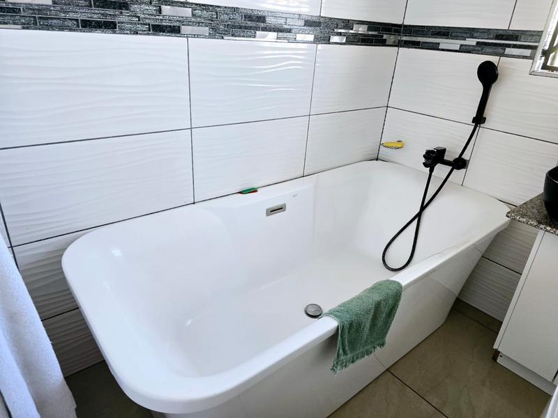 4 Bedroom Property for Sale in Ermelo Mpumalanga