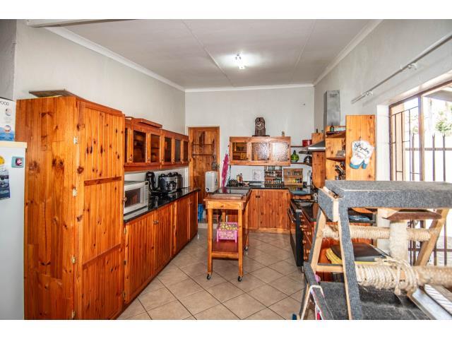 6 Bedroom Property for Sale in White River Ext 18 Mpumalanga