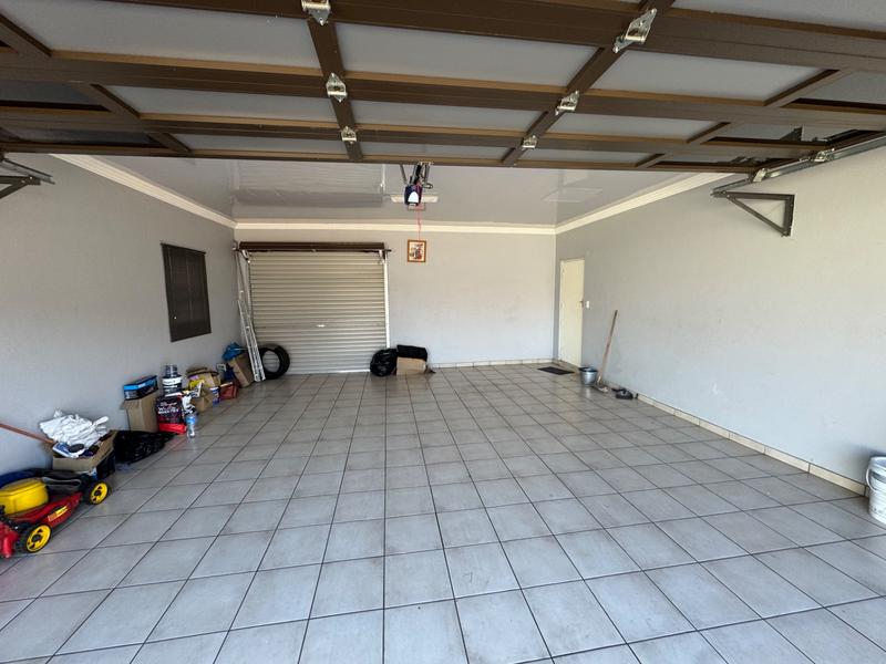 4 Bedroom Property for Sale in Aerorand Mpumalanga