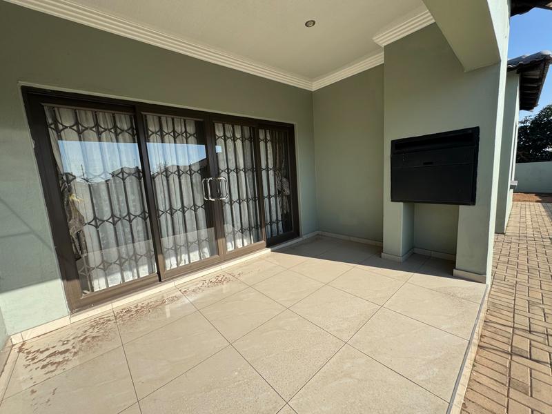 4 Bedroom Property for Sale in Aerorand Mpumalanga