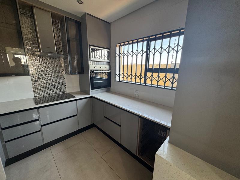 4 Bedroom Property for Sale in Aerorand Mpumalanga