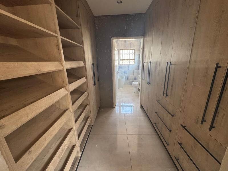 4 Bedroom Property for Sale in Aerorand Mpumalanga
