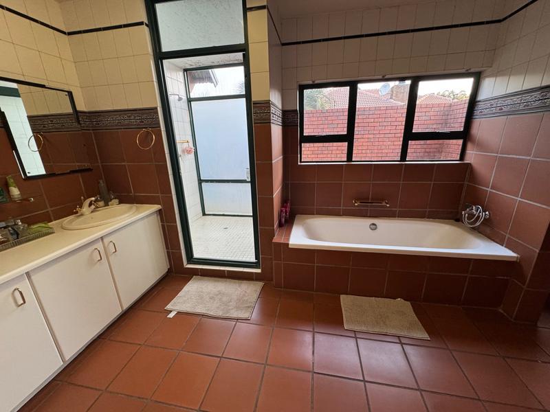 5 Bedroom Property for Sale in Groenkol Mpumalanga