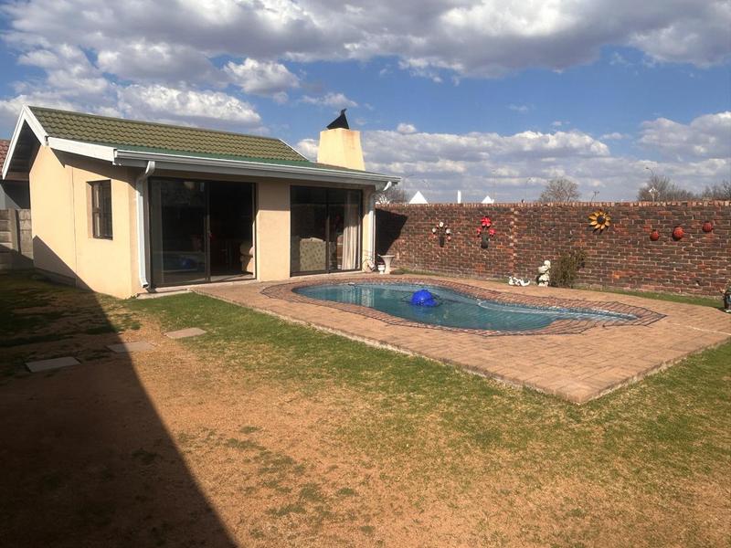 4 Bedroom Property for Sale in Flora Park Mpumalanga