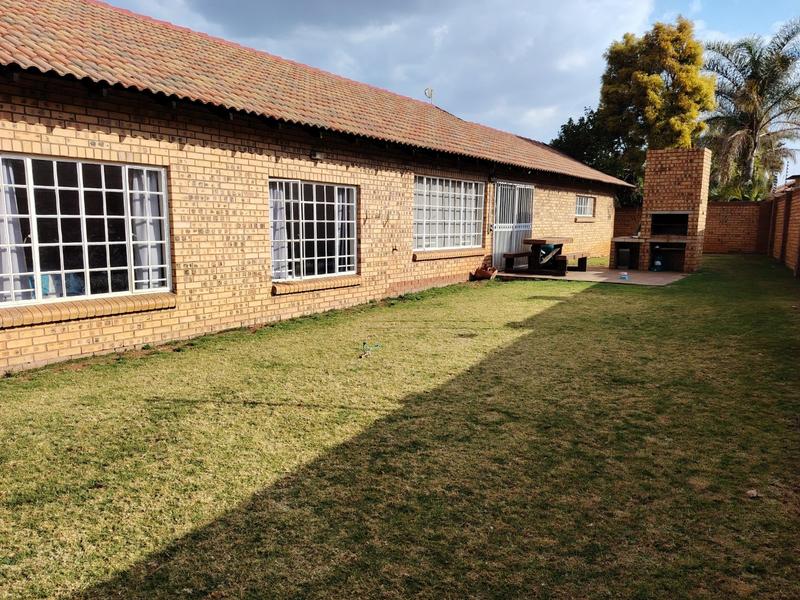 3 Bedroom Property for Sale in Aerorand Mpumalanga