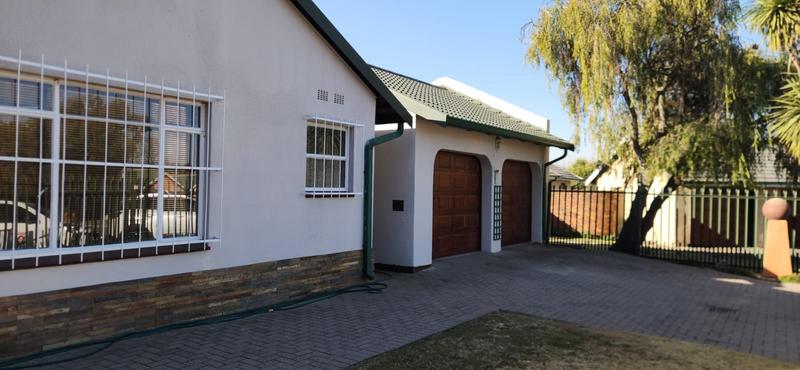 4 Bedroom Property for Sale in Secunda Mpumalanga