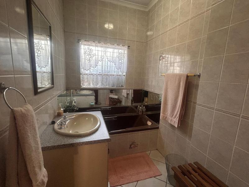 4 Bedroom Property for Sale in Standerton Mpumalanga