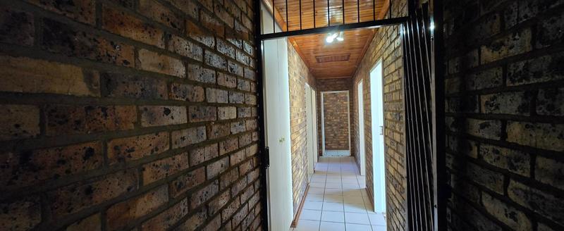 3 Bedroom Property for Sale in Aerorand Mpumalanga