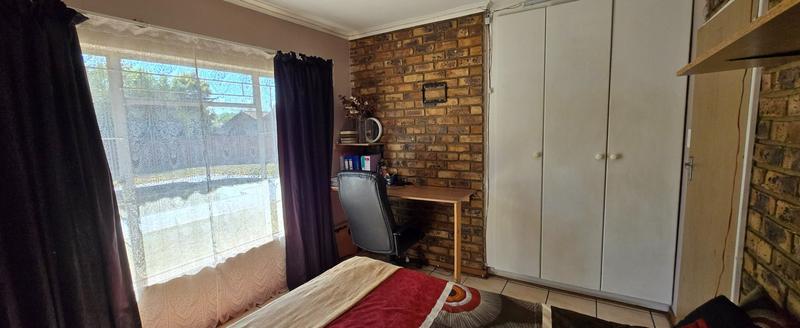 3 Bedroom Property for Sale in Aerorand Mpumalanga