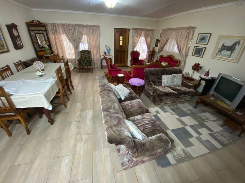 5 Bedroom Property for Sale in Ermelo Mpumalanga