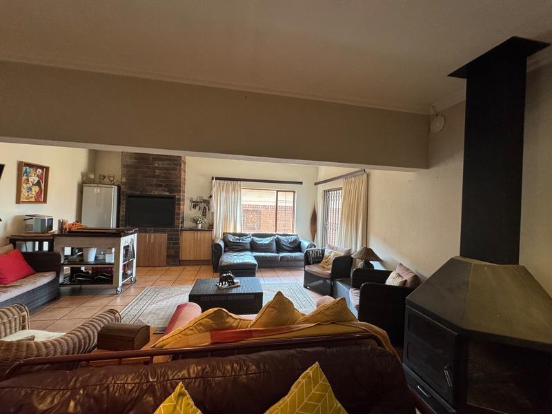 3 Bedroom Property for Sale in Aerorand Mpumalanga