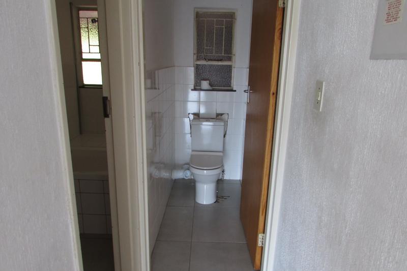 To Let 2 Bedroom Property for Rent in White River Mpumalanga