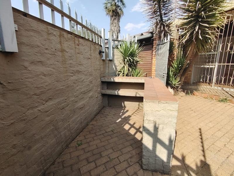To Let 2 Bedroom Property for Rent in Delmas Mpumalanga