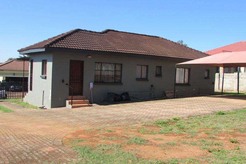 To Let 3 Bedroom Property for Rent in Kingsview Mpumalanga