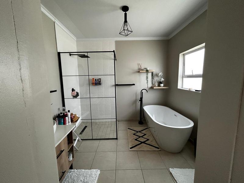 3 Bedroom Property for Sale in Standerton Mpumalanga